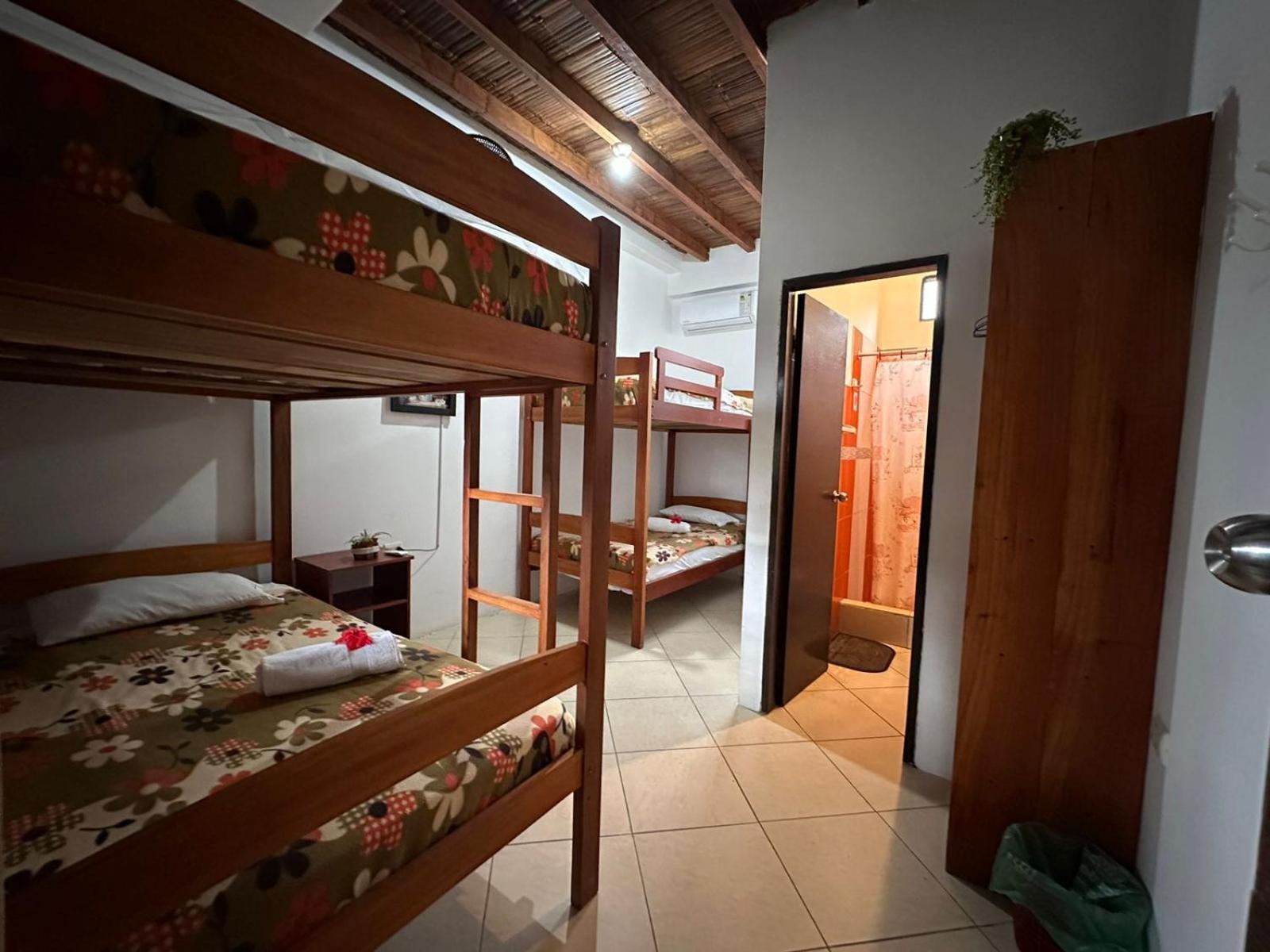 Hostal Casa Taisha Montanita Ngoại thất bức ảnh