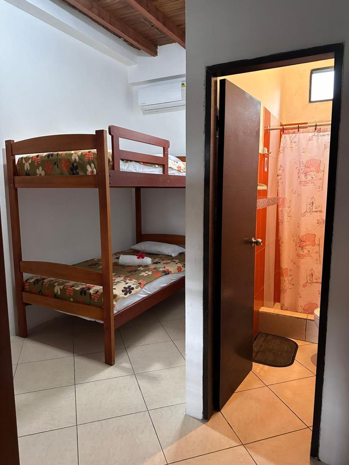 Hostal Casa Taisha Montanita Ngoại thất bức ảnh